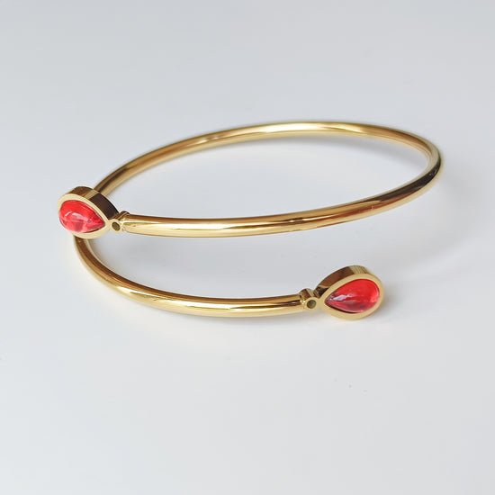 Load image into Gallery viewer, Red Carla Pearl Bracelet
